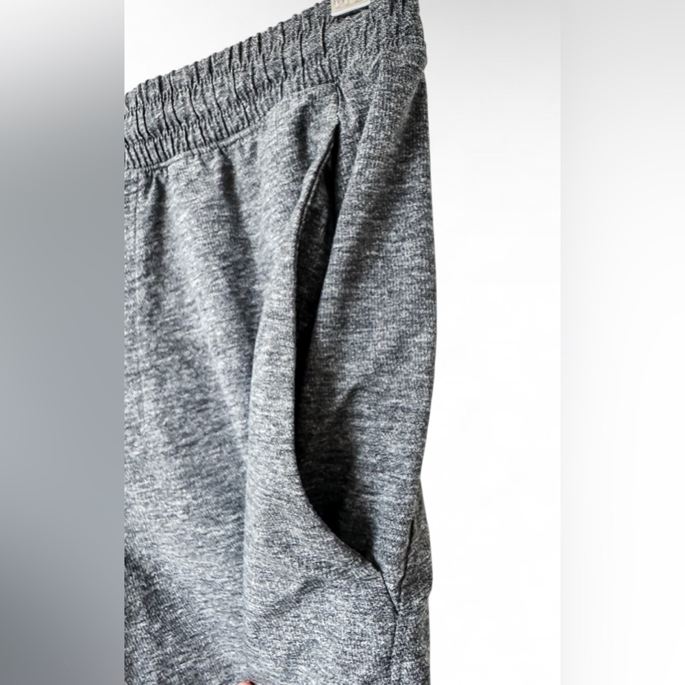 Lululemon Pace Breaker Shorts Men’s Athletic Shorts - Medium - Picture 7 of 15